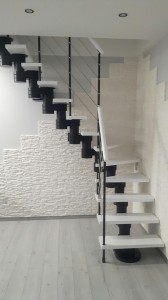  Holztreppe DUDA Modell Moreno 250 08 L-90 14 Elemente 