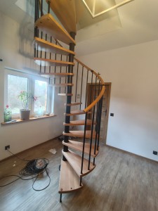  Stairs winding DUDA model Madryt 00 S 120 cm 